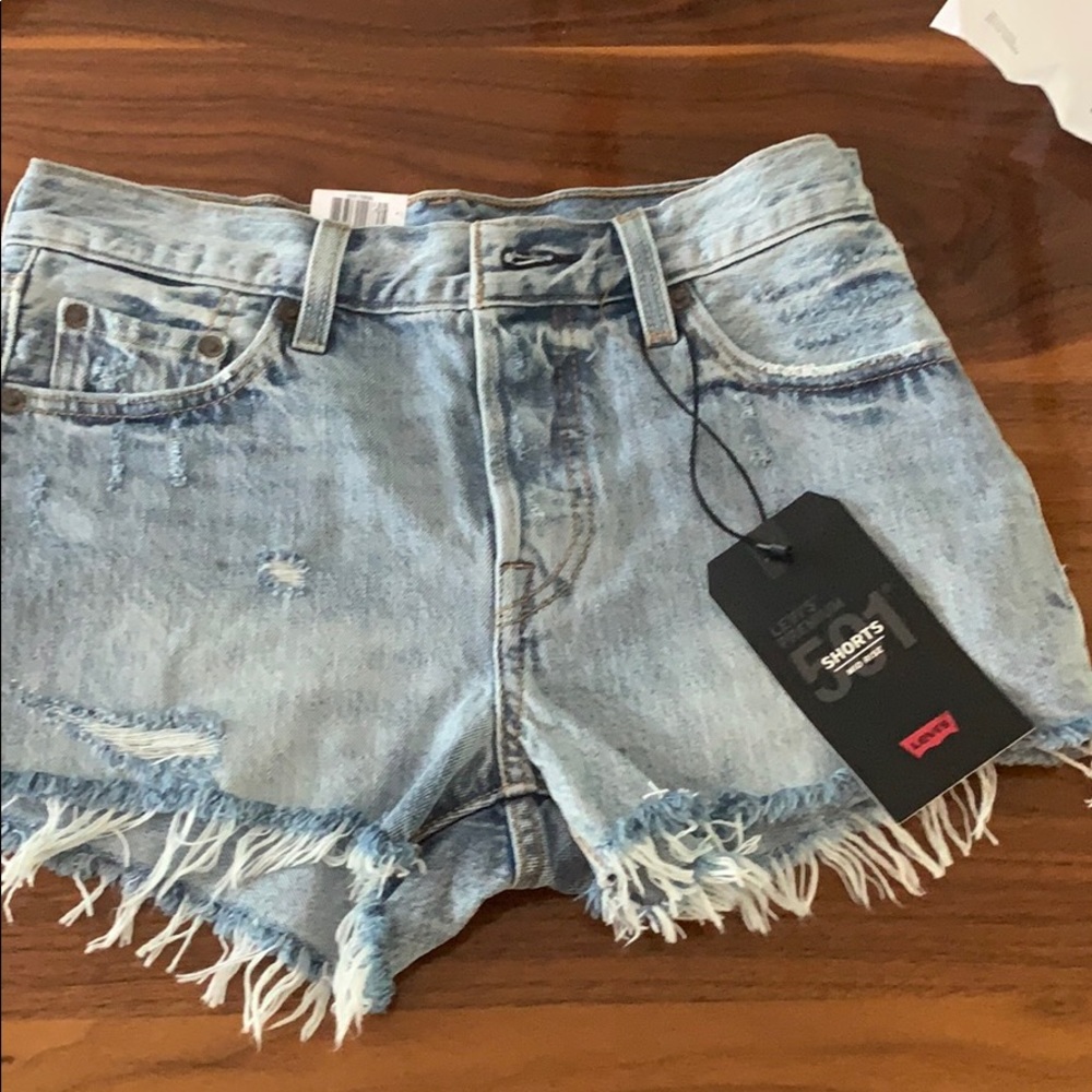 Brand new levis shorts!!